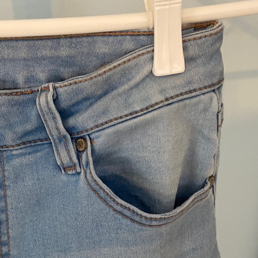 High Rise Light Blue Jeggings - Picture 4 of 7